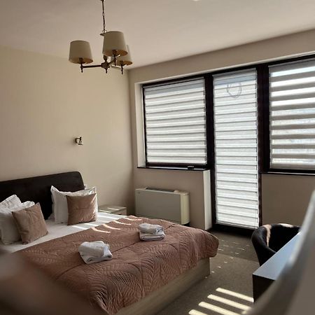 Pensiunea Select Central Targu Mures Ngoại thất bức ảnh